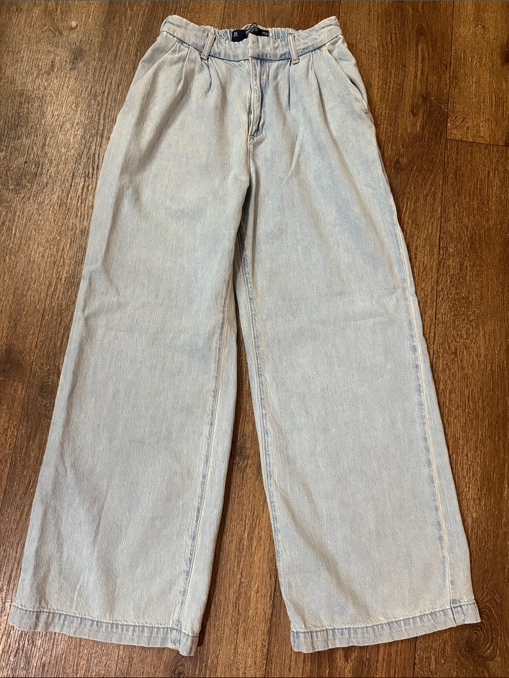 Hollister Light Wash Wide Leg Jeans